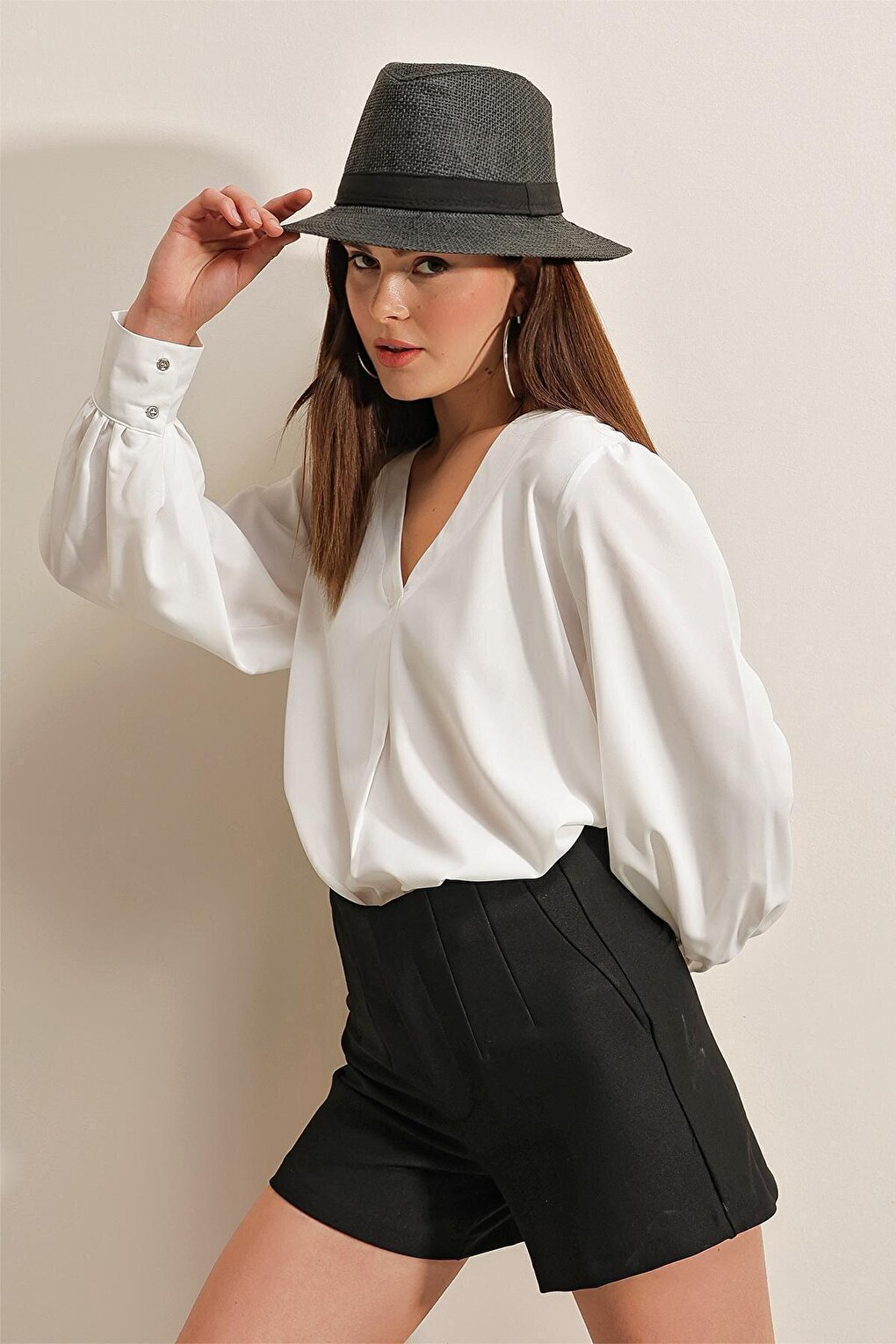 0451 V-Neck Satin Blouse - White