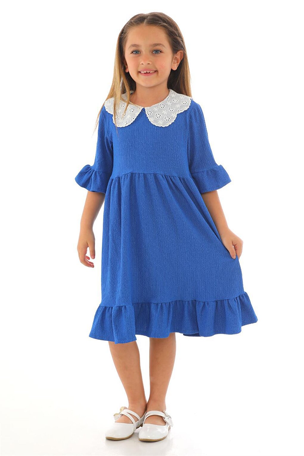 Girl's Saks Colored Half Sleeve Gathered Collar Lace Detailed Dress