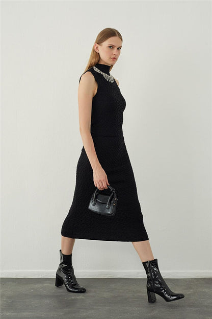 Black Embossed Patterned Midi Knit Skirt