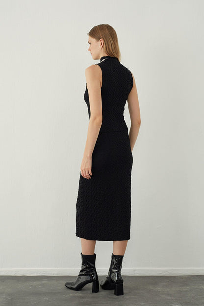 Black Embossed Patterned Midi Knit Skirt