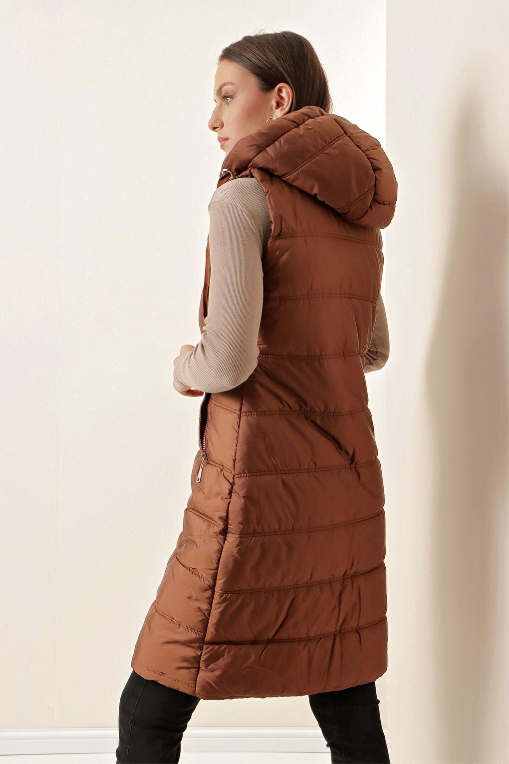 5140 Hooded Long Puffer Vest - Tan