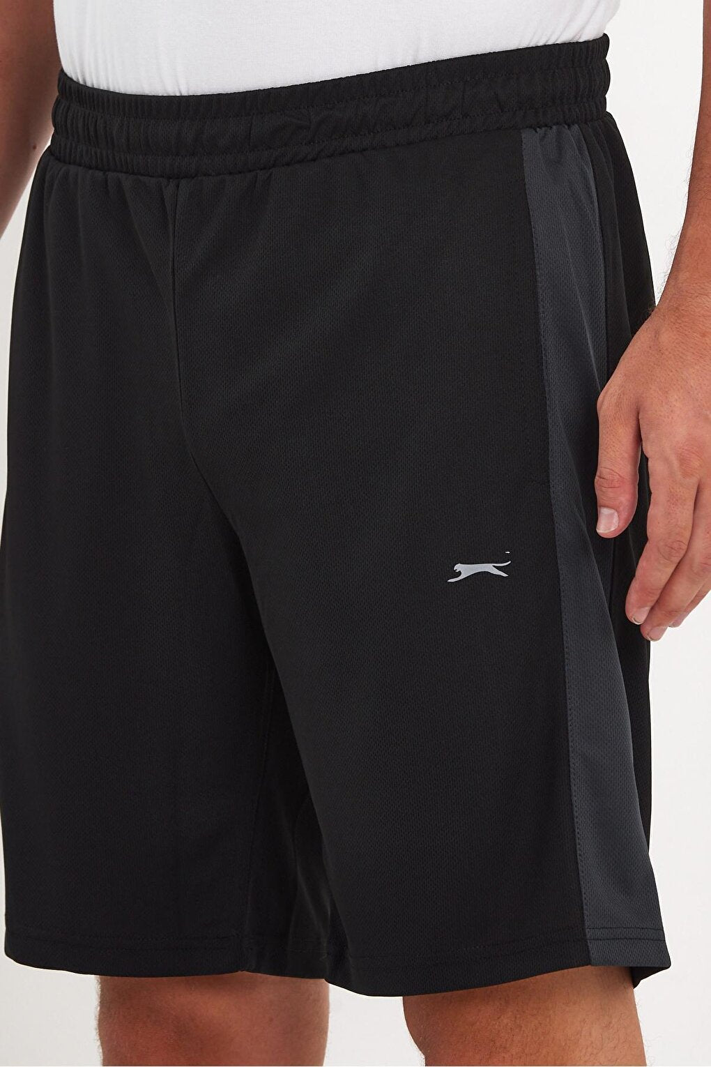 REMAIN Men's Shorts Black / Dark Gray