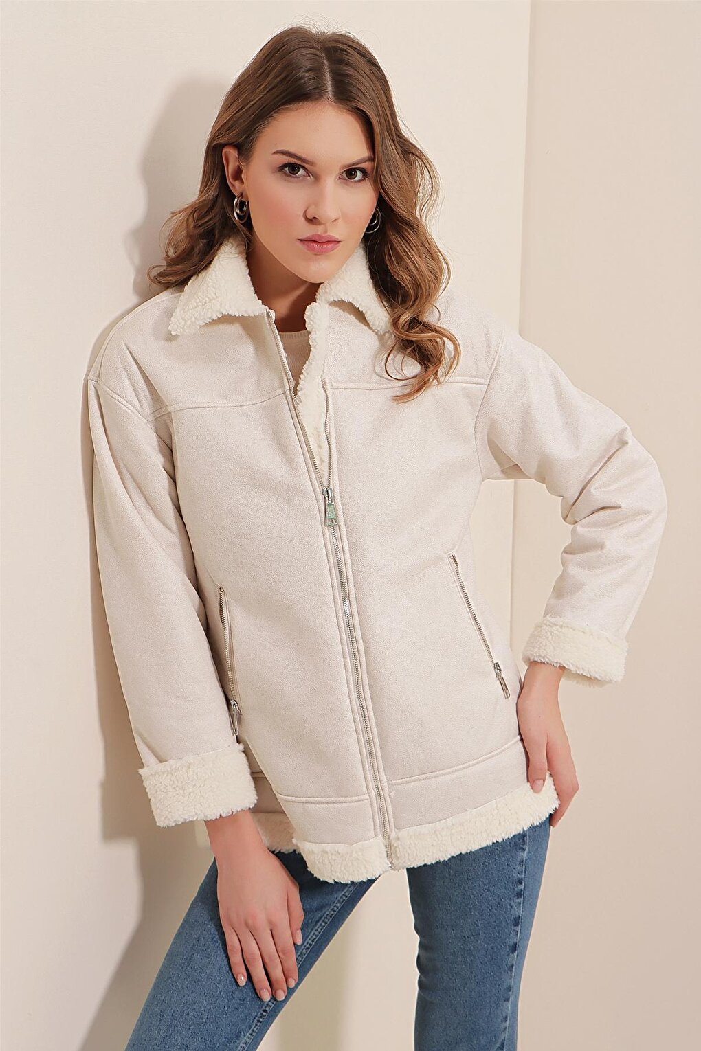 9103 Faux Fur Zippered Coat - White