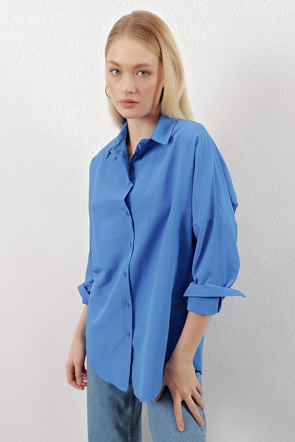 Saks Blue Plain Plain Araboy Basic Oversize Shirt