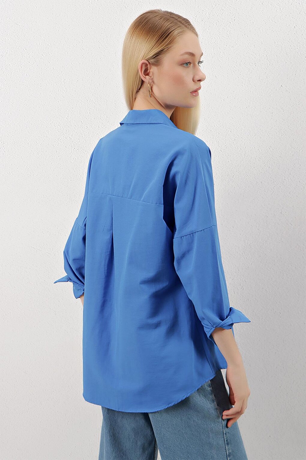 Saks Blue Plain Plain Araboy Basic Oversize Shirt