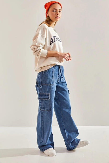 Women's Cargo Pocket Wide Leg Trousers