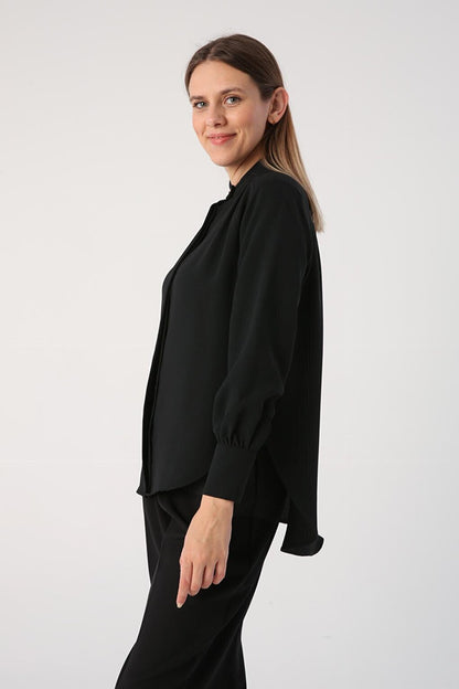 Black Collar Short Shirt