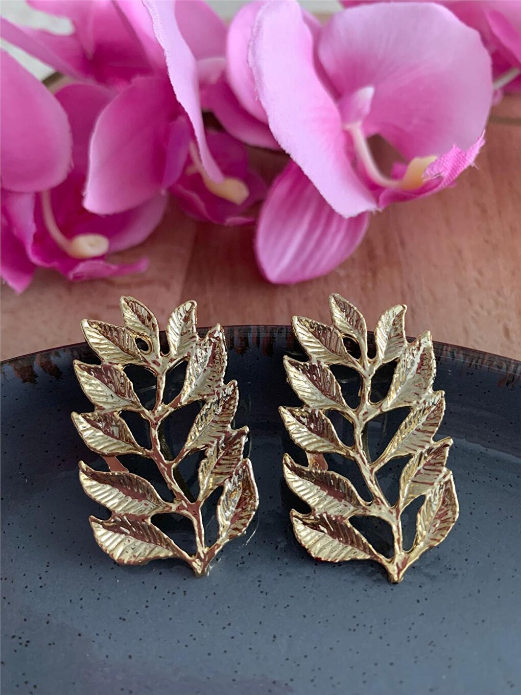 Gold Leaves Earring