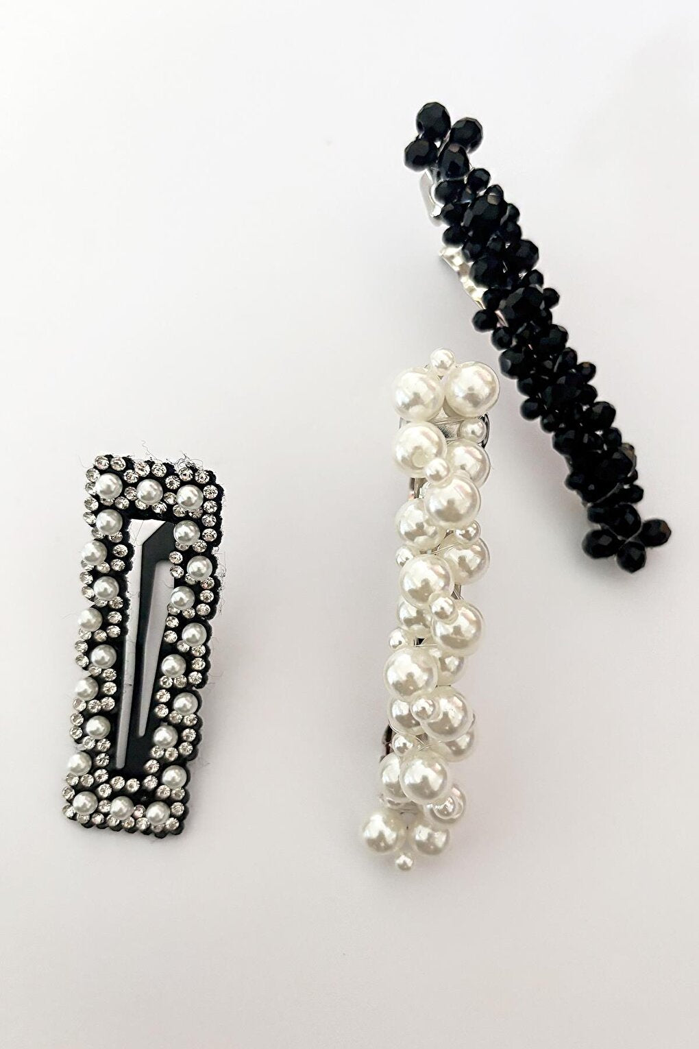 Becuti Pearl and Crystal Detailed Hairpin Set 3 Pack