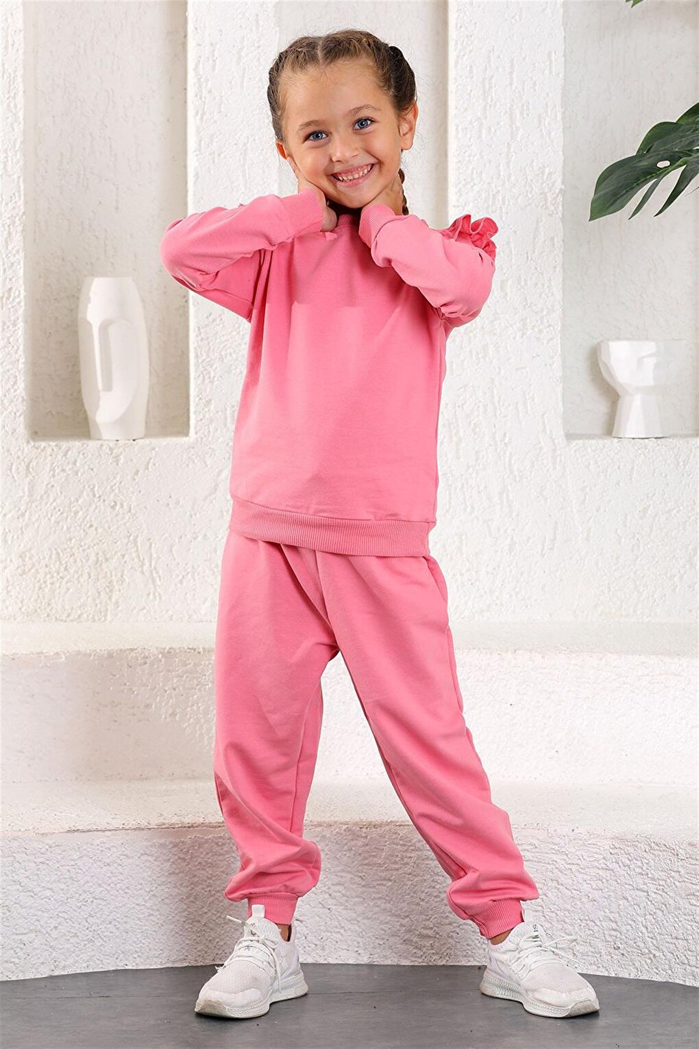 Girl's Pink Color Crew-Neck Double Suit with Ruffles on Shoulders