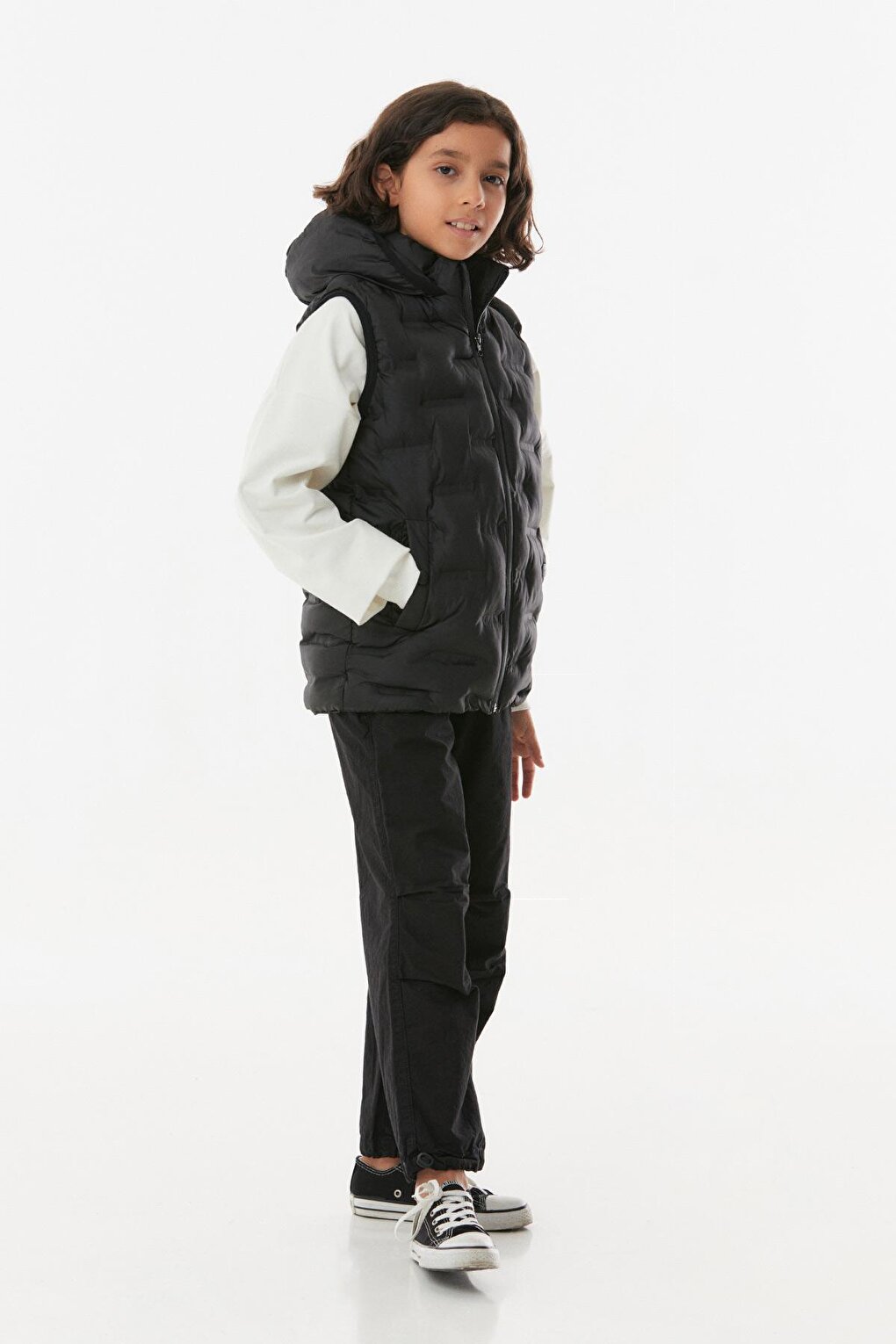 Hooded Unisex Children's Puffer Vest with Snap Pockets