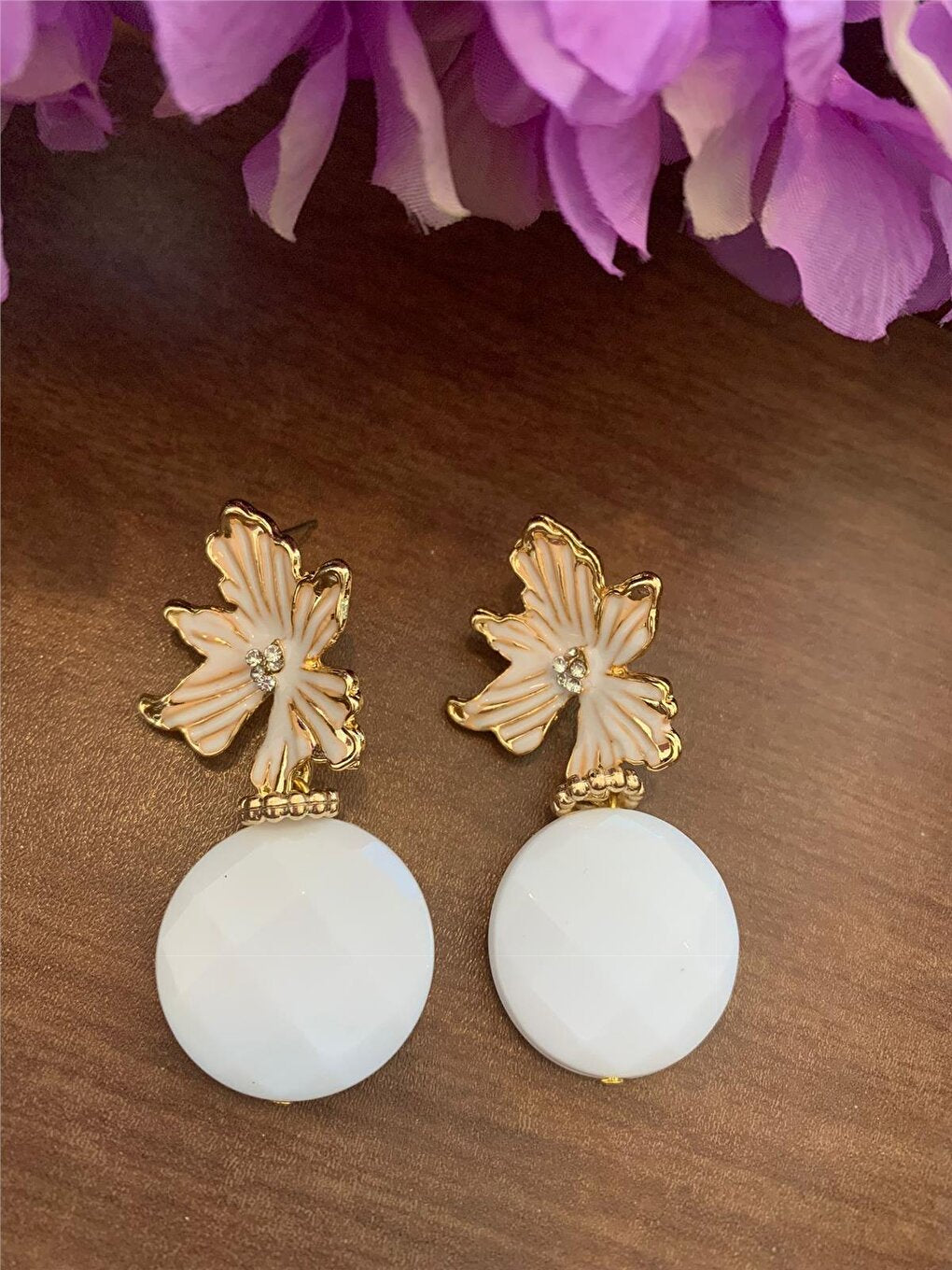 White Floral Design Earrings