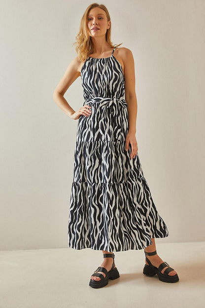 Black Halter Neck Patterned Maxi Dress 5YXK6-47989-02