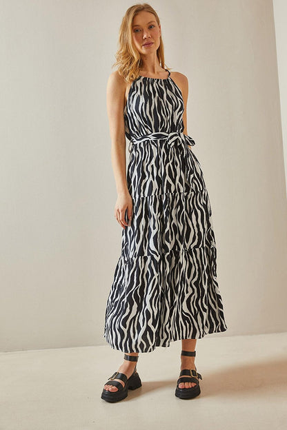 Black Halter Neck Patterned Maxi Dress 5YXK6-47989-02