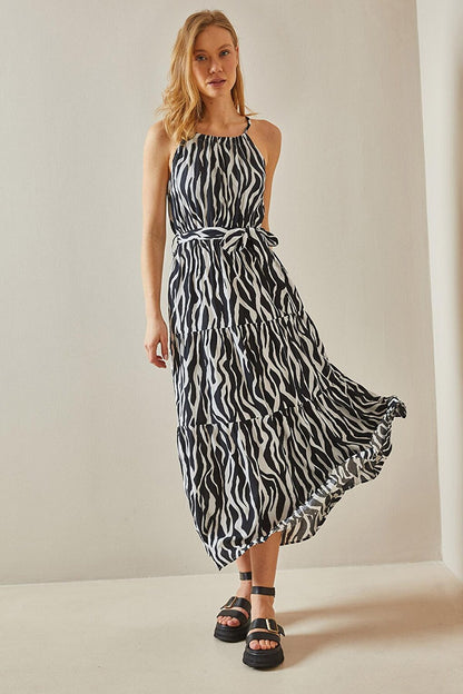 Black Halter Neck Patterned Maxi Dress 5YXK6-47989-02