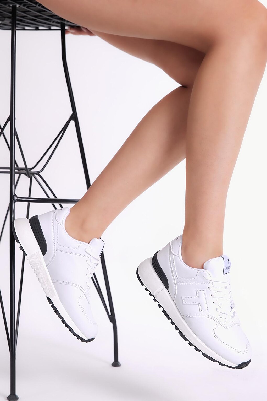 Unisex White Non-Slip Eva Sole Lace-Up Sneaker