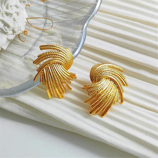 Gold Vintage Curved Earrings