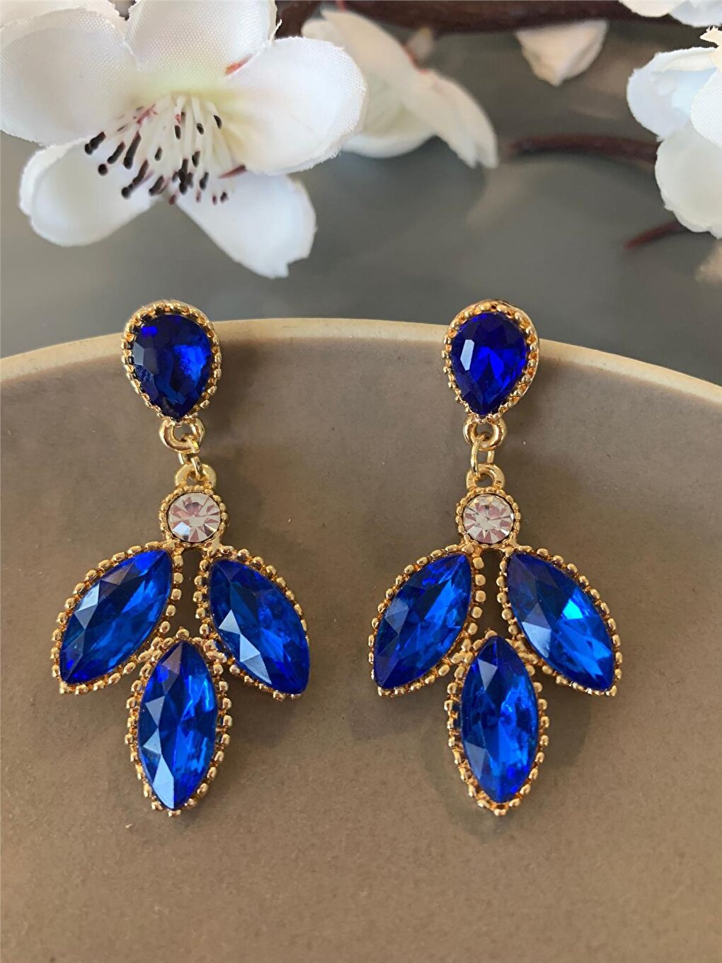 Saks Blue Stone Leaf Earrings