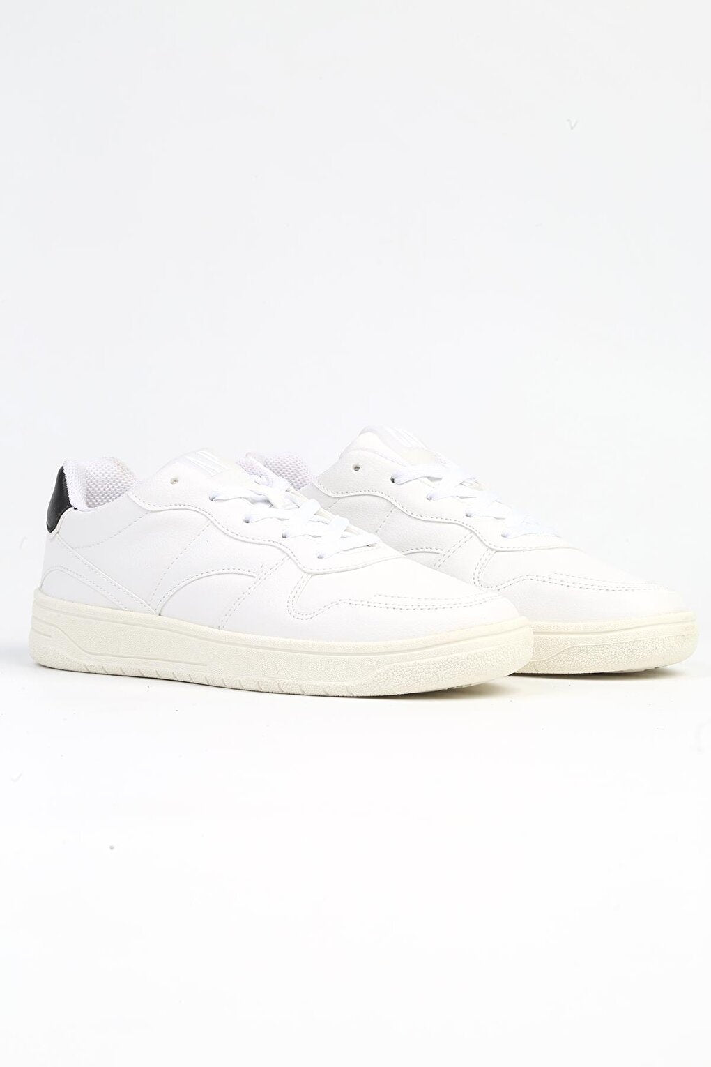 GP-1036 White-Women's Sneakers