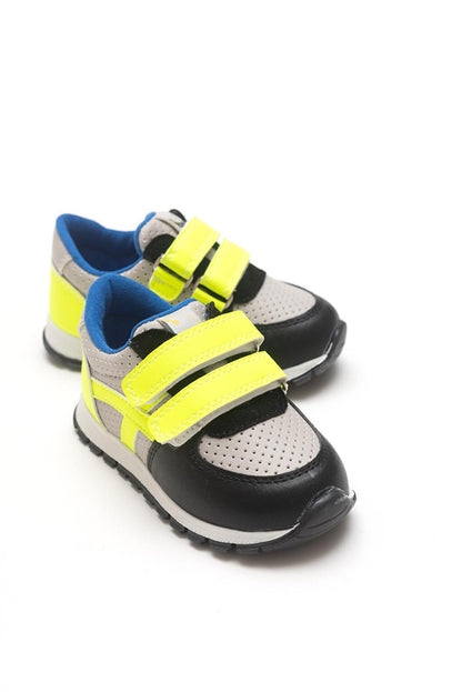 Boy's Gray healthy Supported Children's Sports Shoes