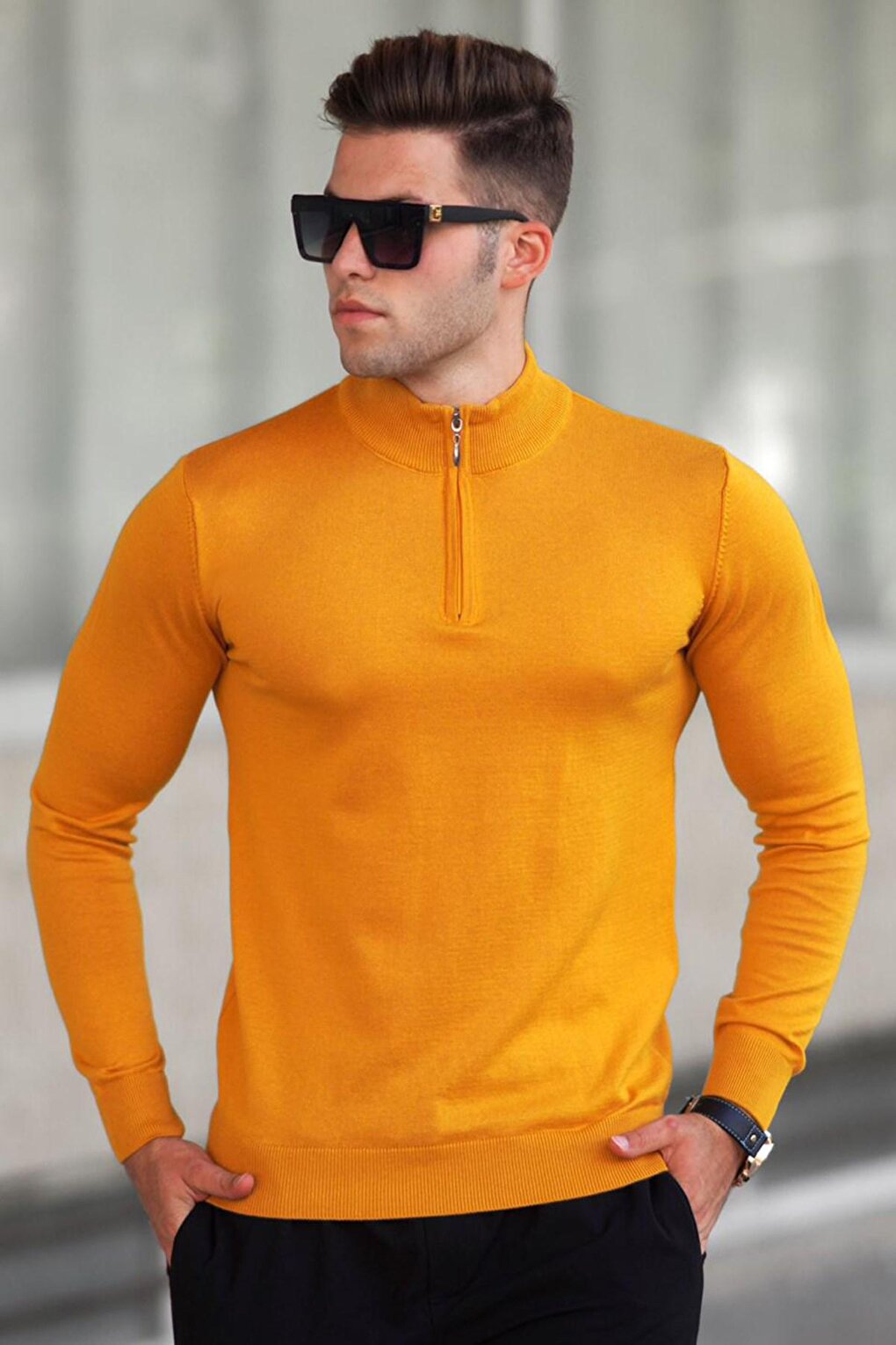 Mustard Men's Sweater 5176