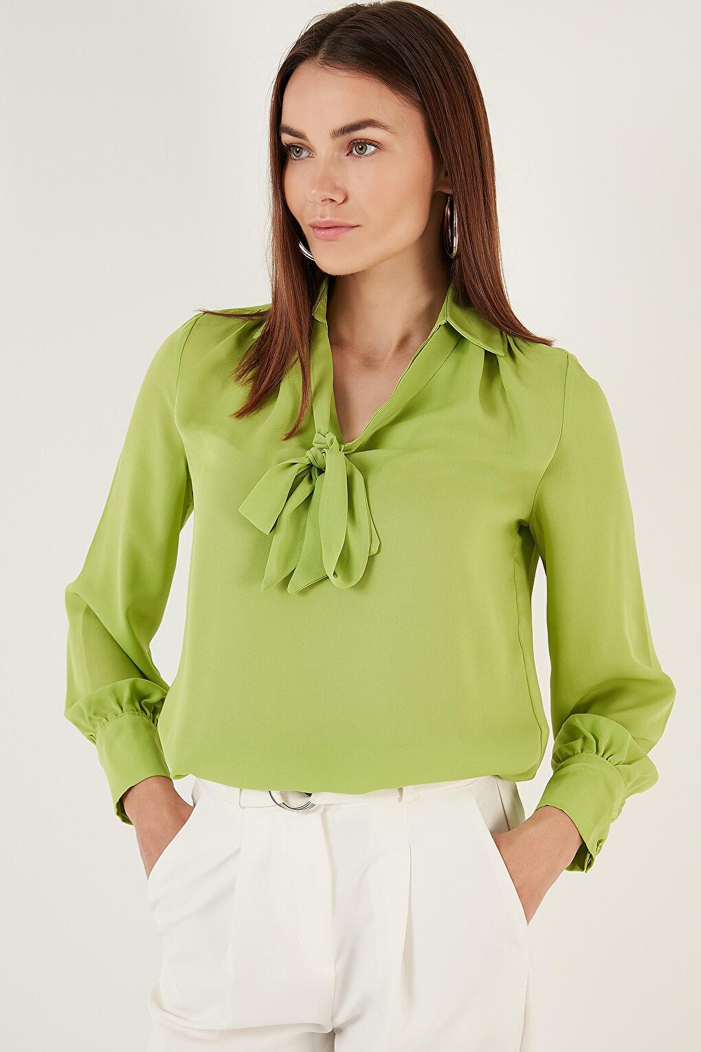 Tie Detailed V-Neck Chiffon Shirt 611BZ0047