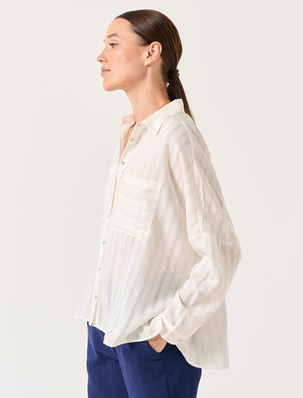 Ecru Loose Shirt Collar Woven Shirt