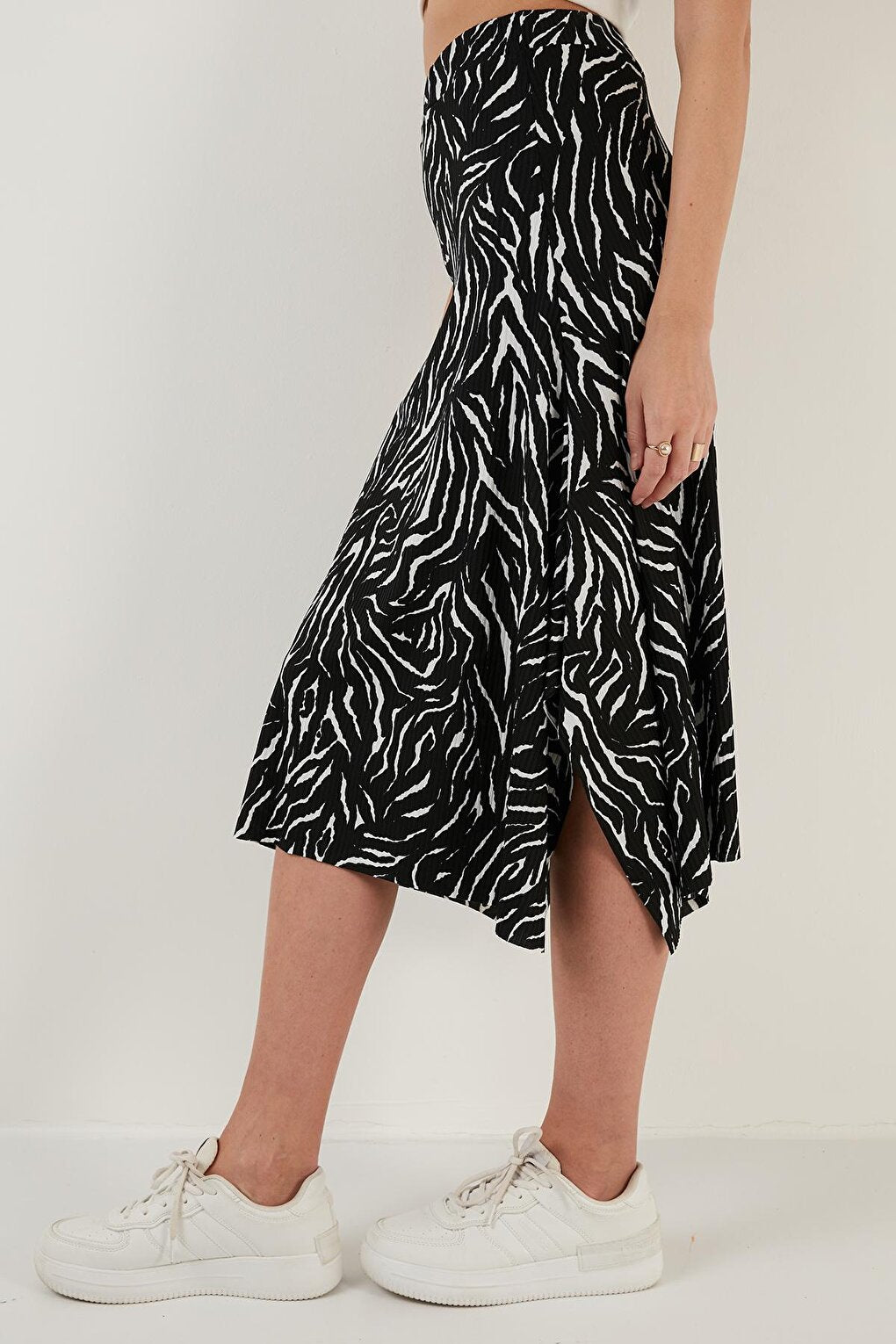 Patterned Flounce Midi Slit Skirt 5864073