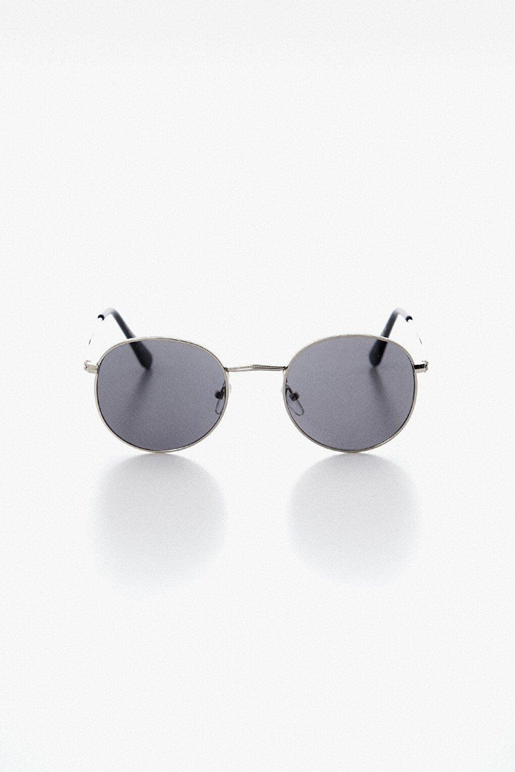 Round Framed Sunglasses