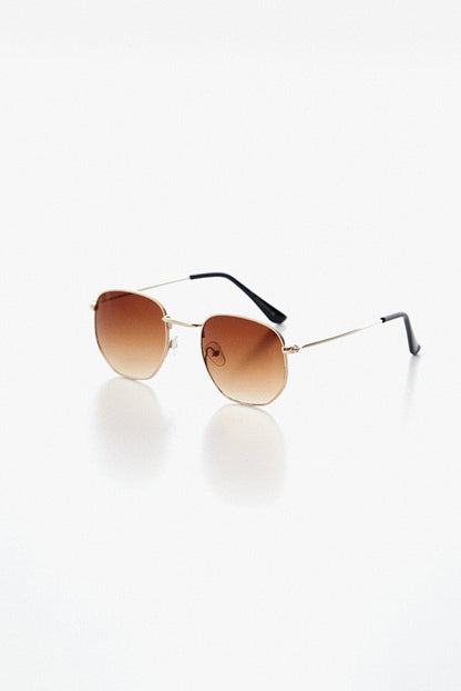 Round Framed Sunglasses