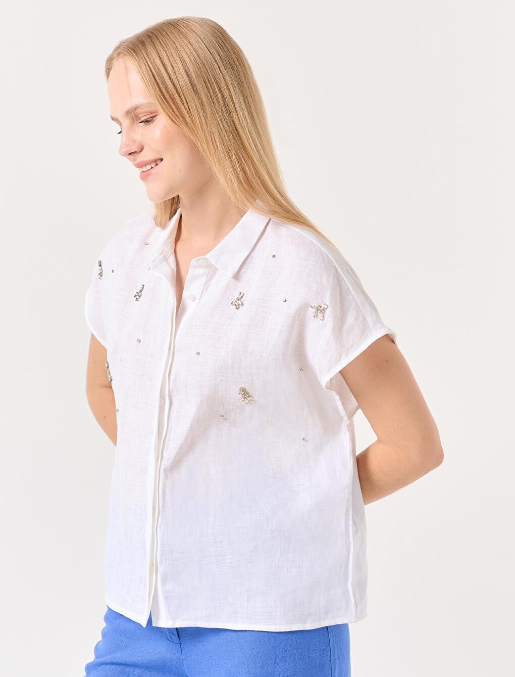 White Sleeveless Embroidered Linen Shirt