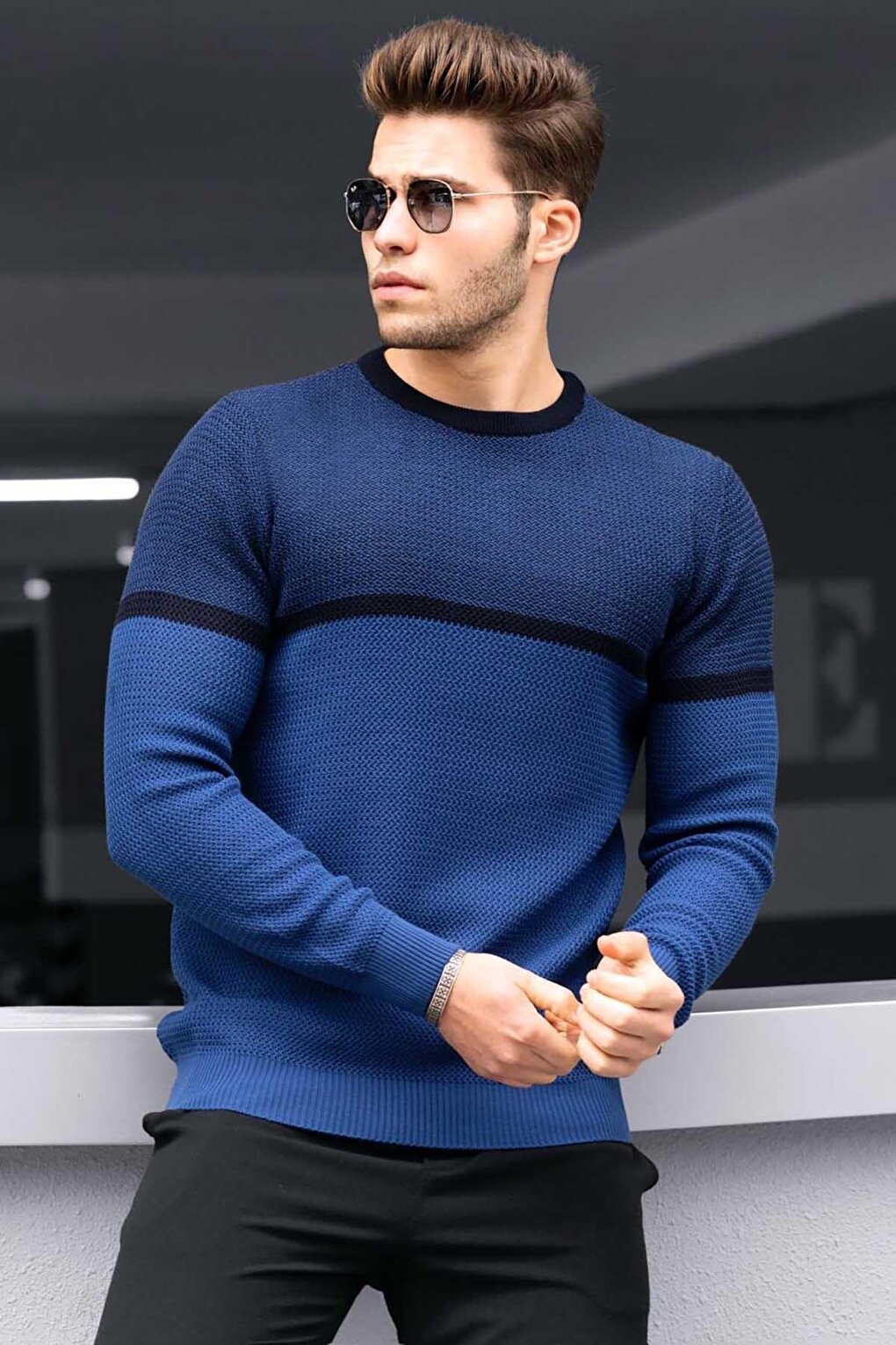 Indigo Color Block Men's Sweater 4734