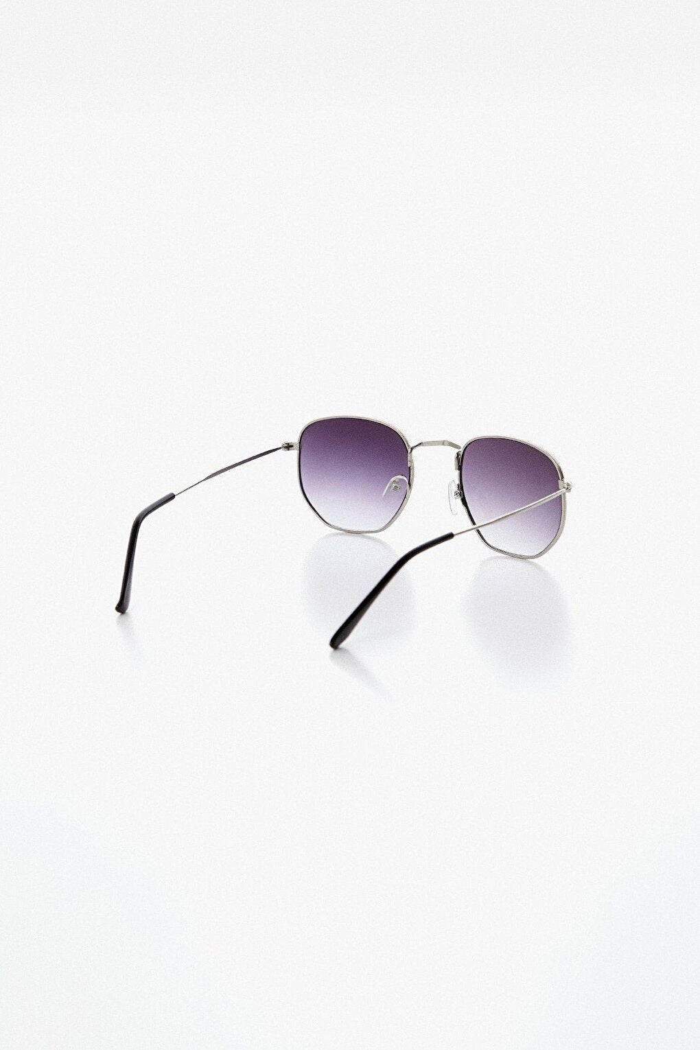 Round Framed Sunglasses