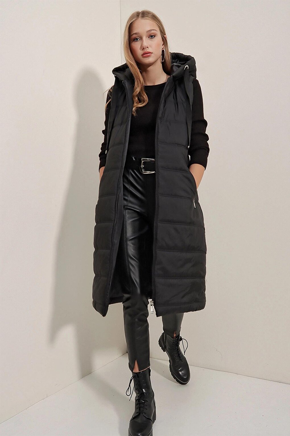 Black Hooded Long Puffer Vest