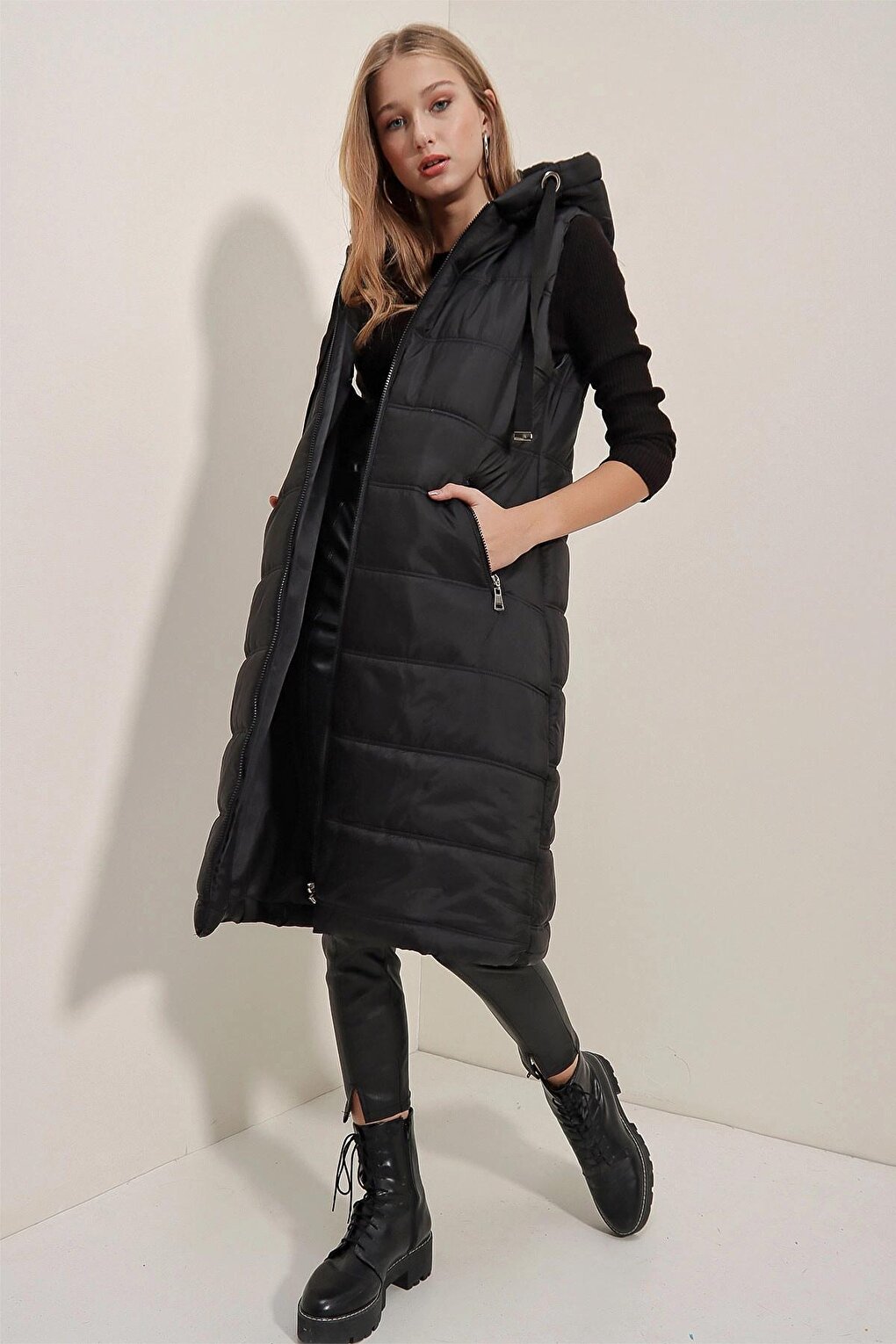 Black Hooded Long Puffer Vest