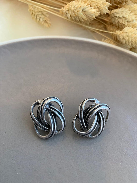 Antique Silver Knot Earring