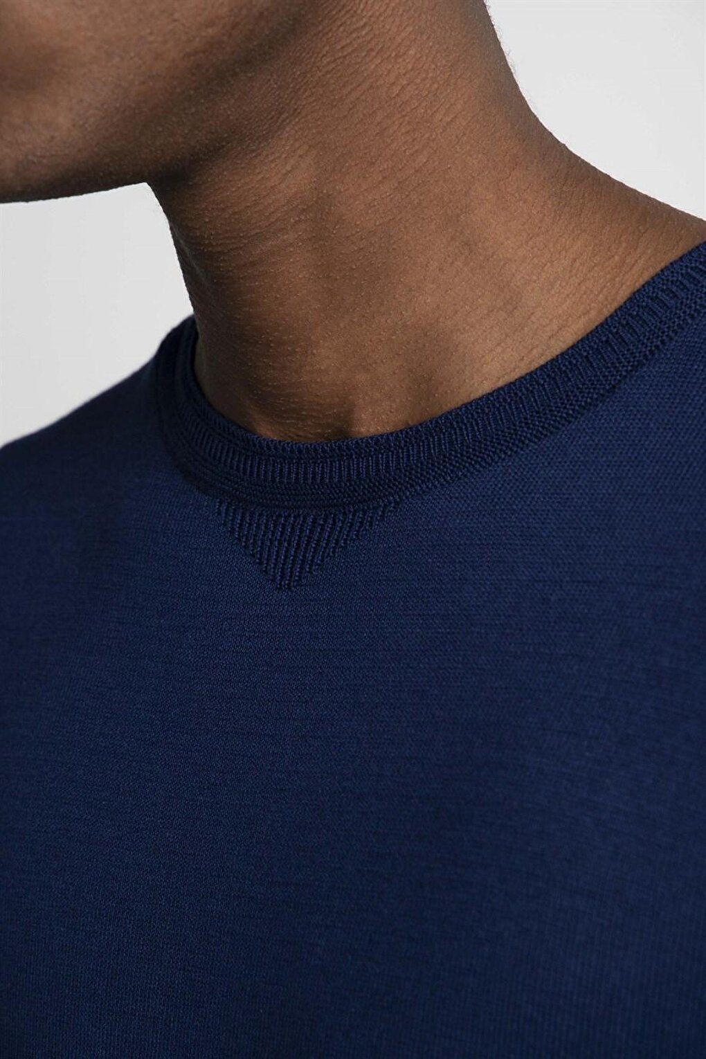 Slim Fit Narrow Cut Crew Neck Men's Navy Blue Sweater