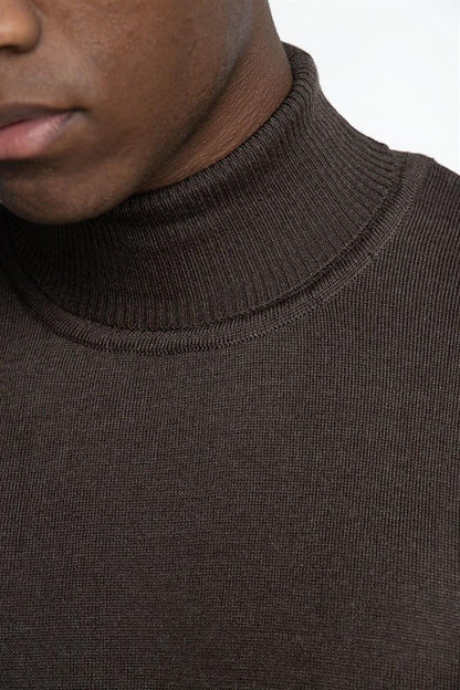 Slim Fit Narrow Cut Full Turtle Collar Plain Wool Men's Brown Sweater