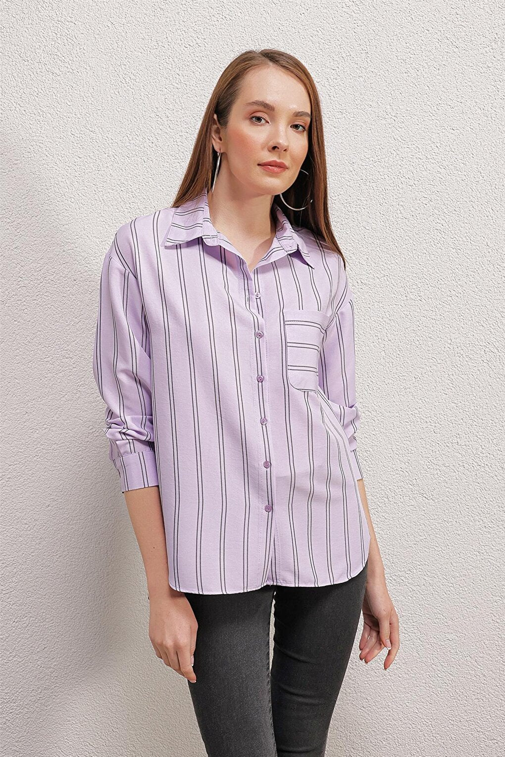 20143 Oversize Shirt with Pockets - Lilac