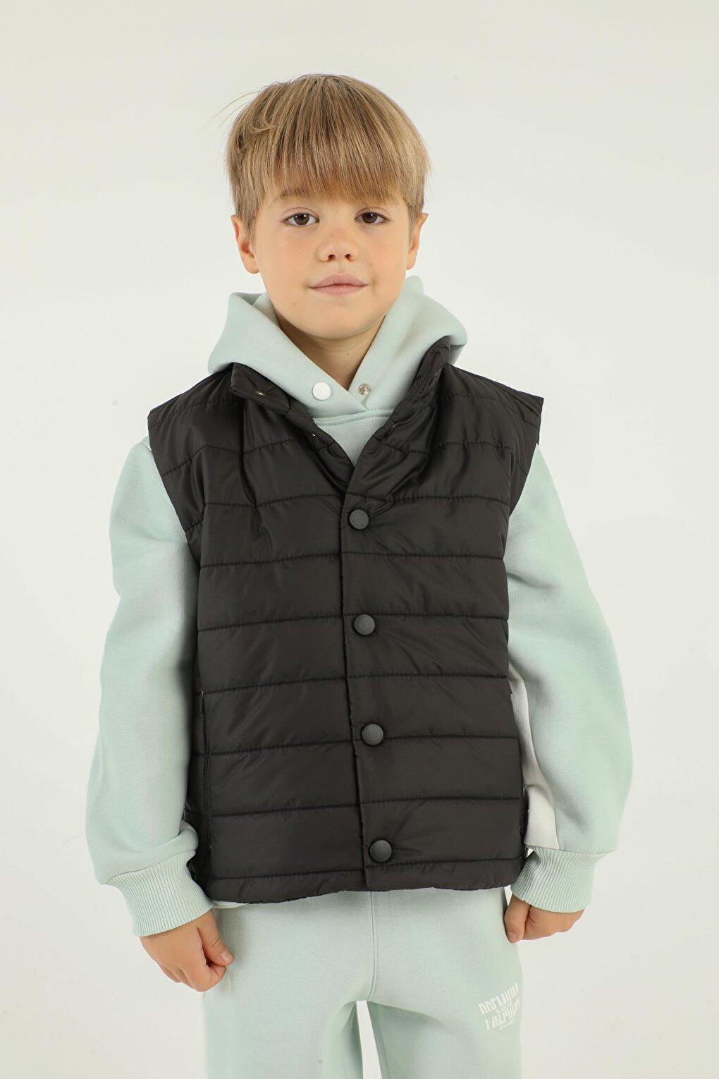 High Collar Button Detailed Double Pocket Boy Puffer Vest