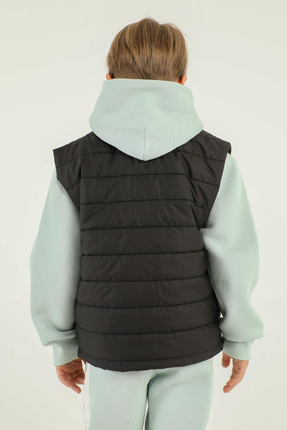 High Collar Button Detailed Double Pocket Boy Puffer Vest