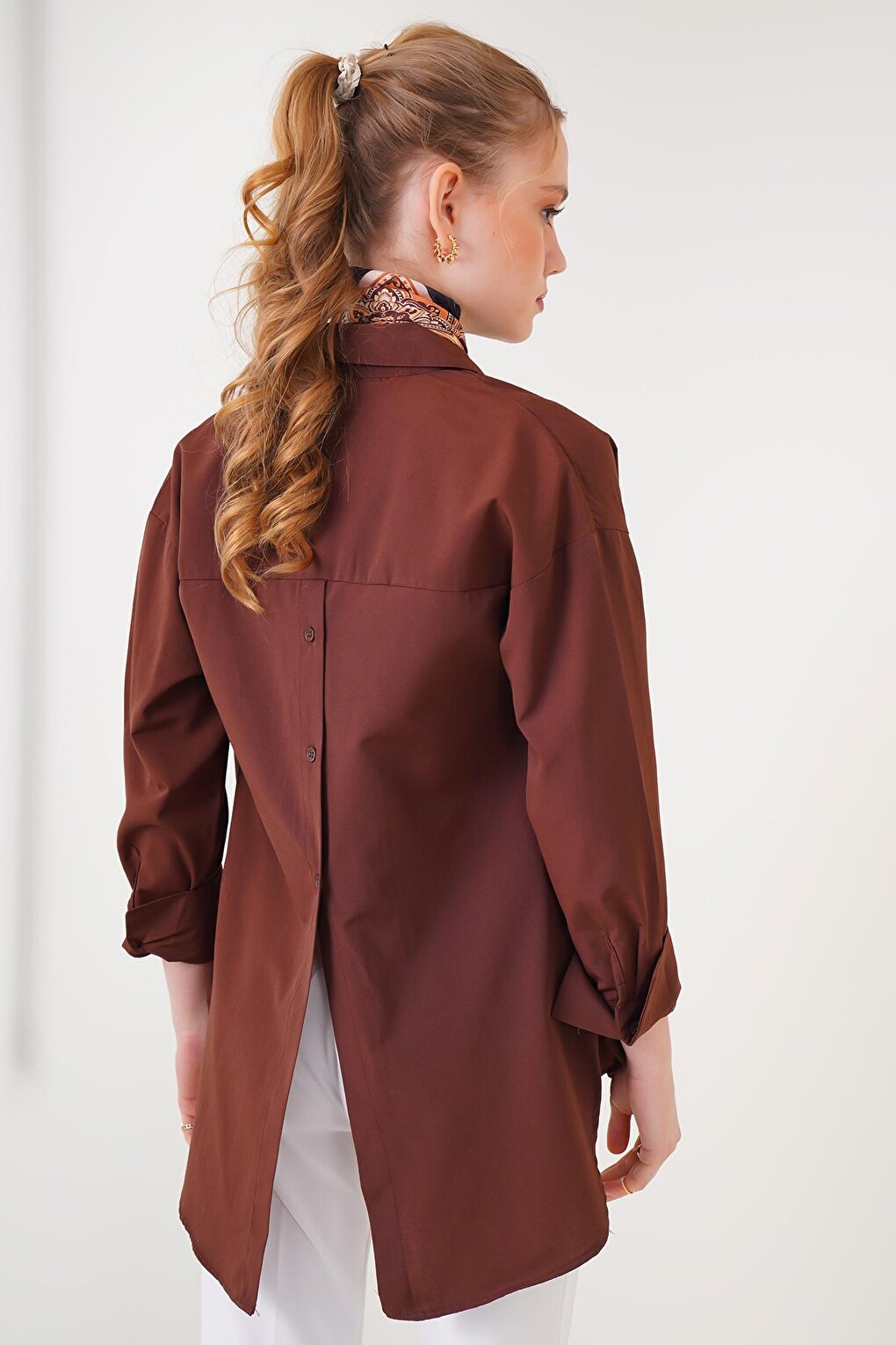 3952 Buttoned Back Boyfriend Shirt - Brown