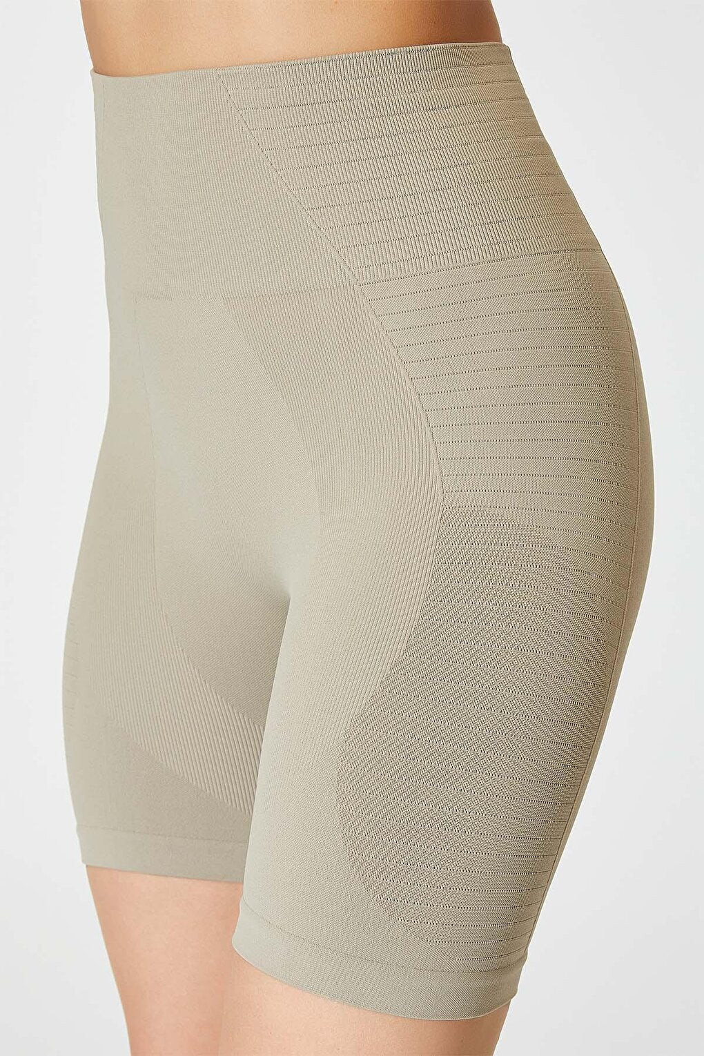 Gela Sculpting Sport Biker Tights Khaki