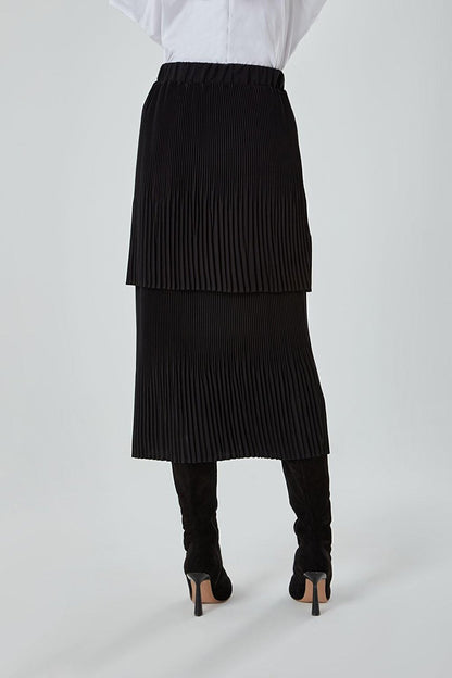 Special Pleated Black Skirt