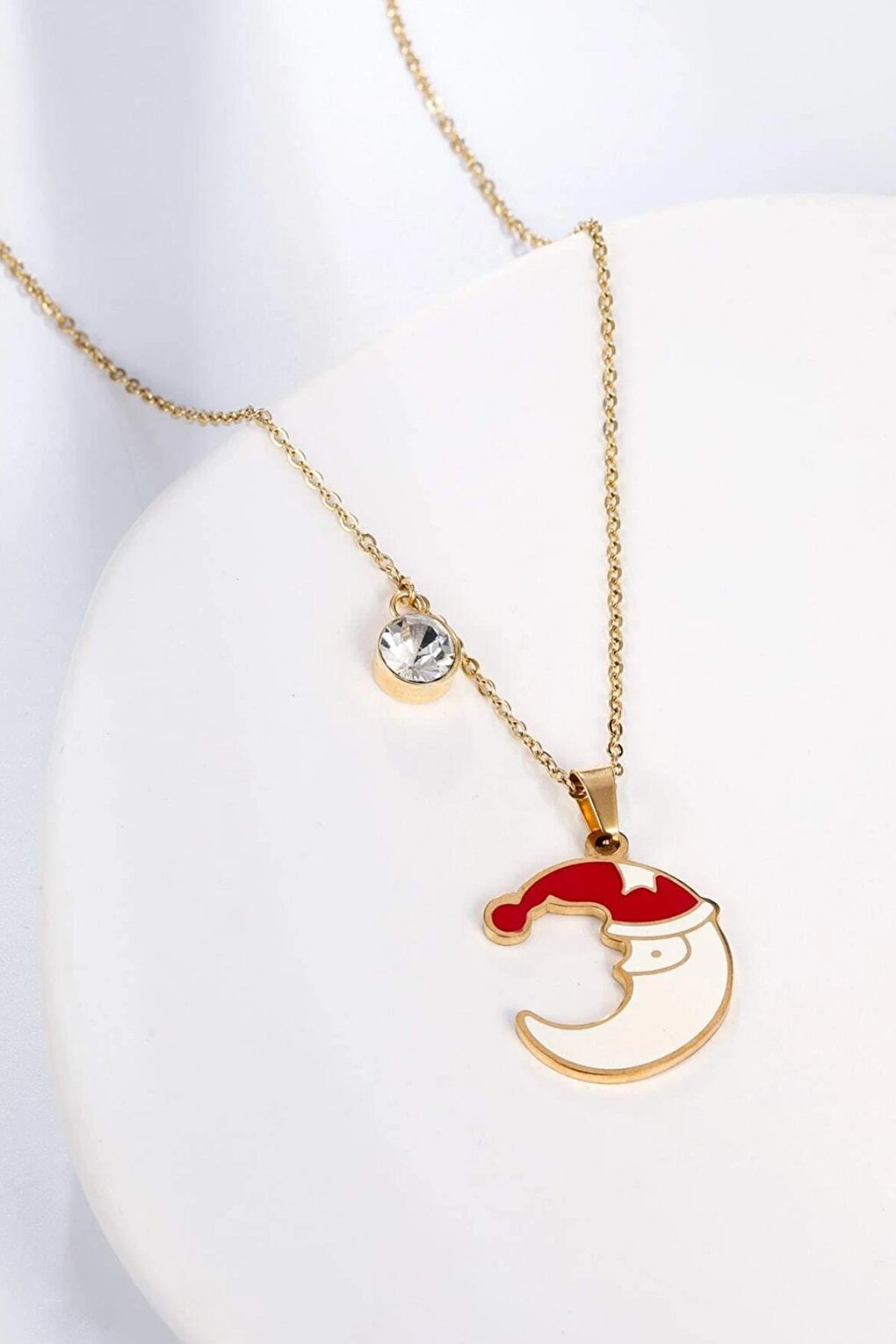 New Year Moon Dede Solitaire Necklace