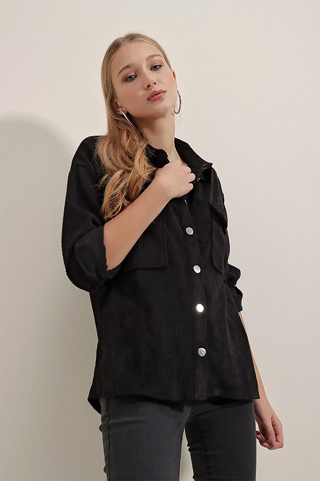 Women's Black Velvet Lightweight Oversize Stylish Shirt HZL23W-BD138651