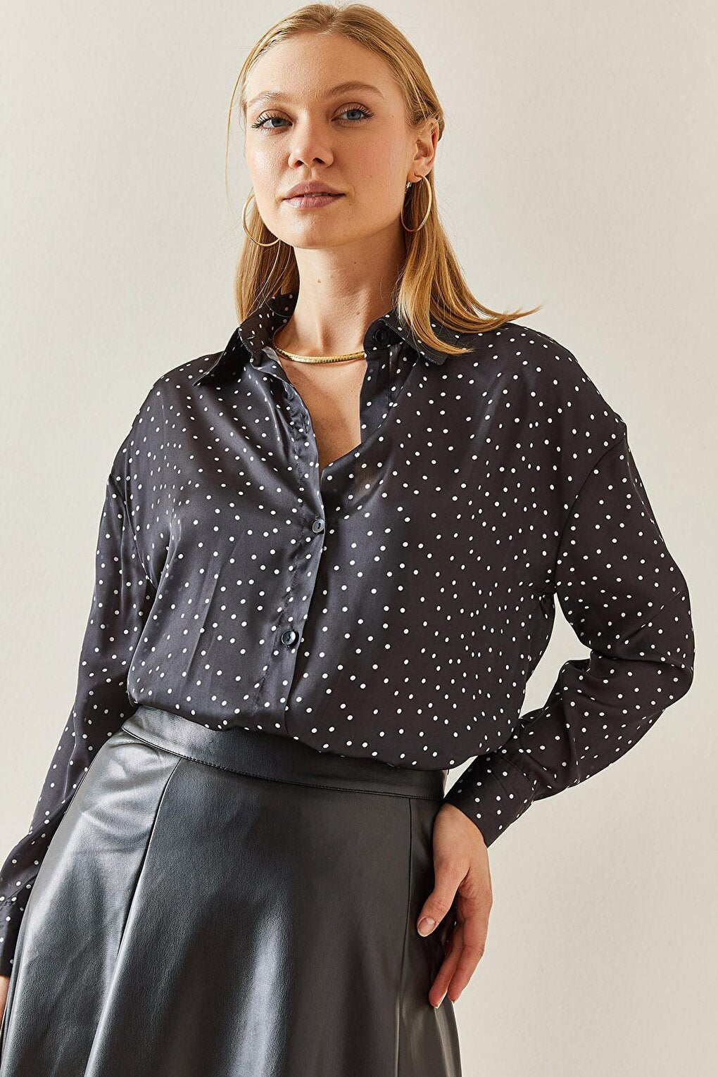 Black Patterned Flowy Satin Shirt 4KXK2-47759-02