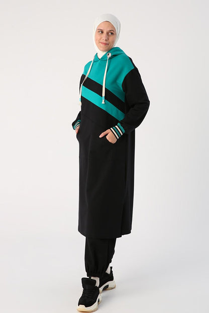 Black Two-Tone Hooded Sweat Tunic