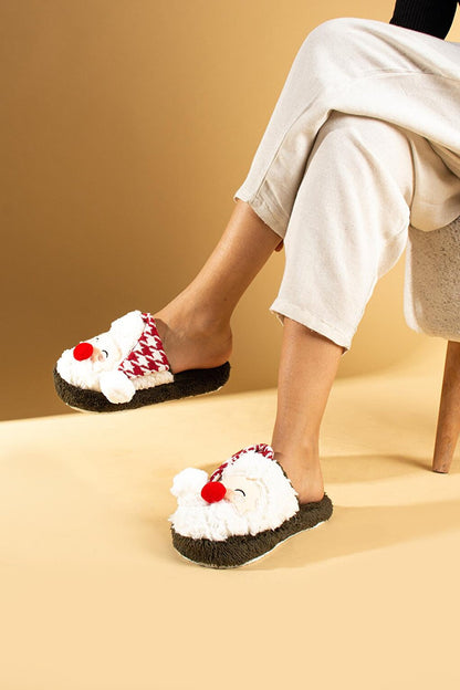 Closed Front Plush Women's House Slippers P01-08-23