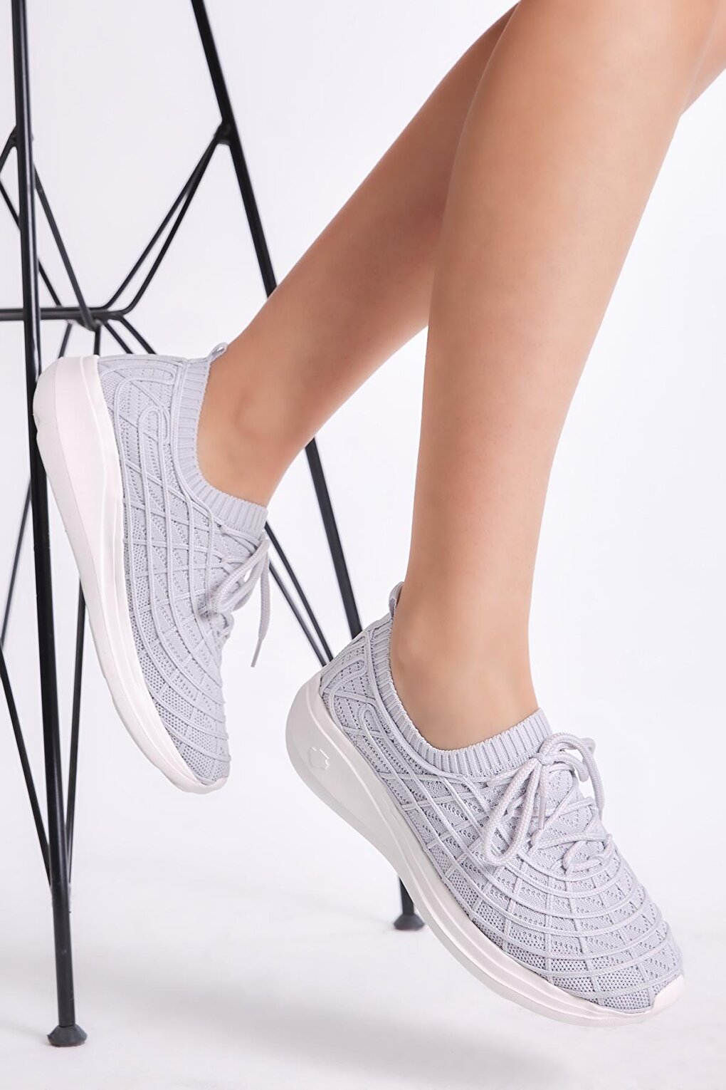 Women's Light Grey Comfortable Fit Lace-up Sneaker